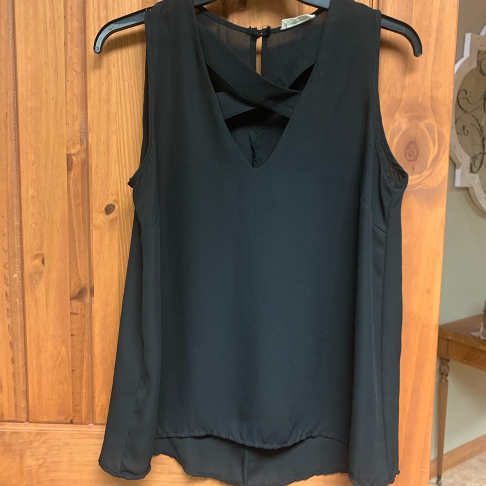 Black Sleeveless Blouse